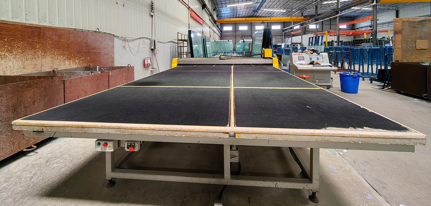 Glass Cutting Table