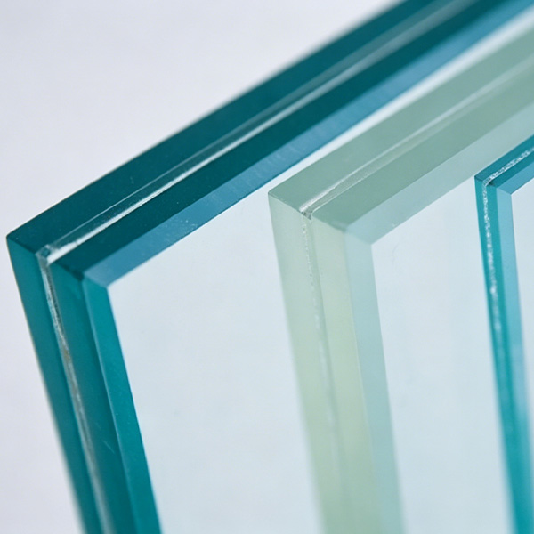 Laminated glass